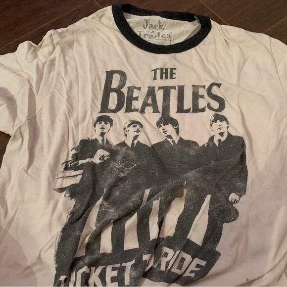 The Beatles size small. - Picture 1 of 1